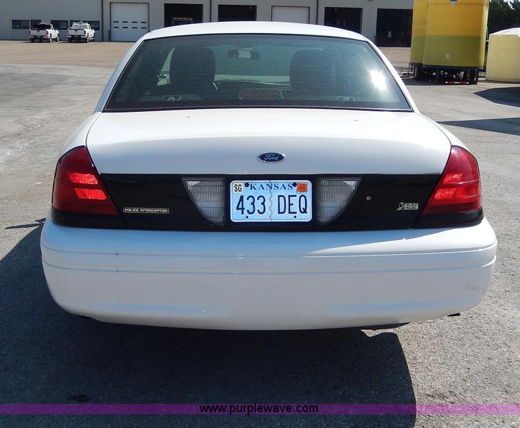 image for item H9737 2011 Ford Crown Victoria Police Interceptor
