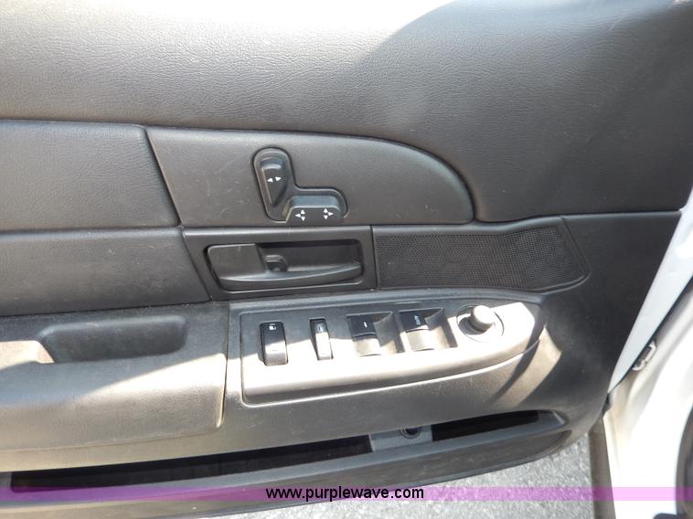 image for item H9737 2011 Ford Crown Victoria Police Interceptor