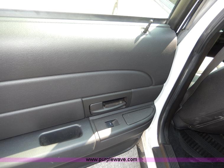 image for item H9738 2011 Ford Crown Victoria Police Interceptor