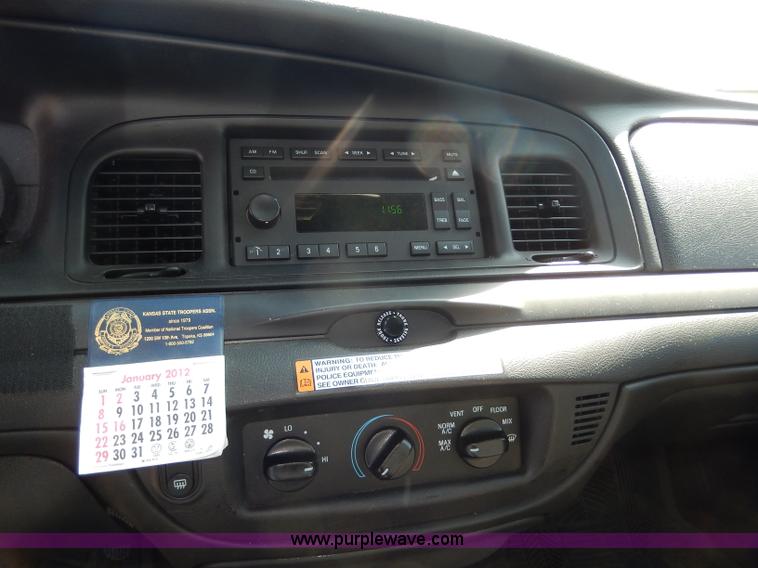 image for item H9738 2011 Ford Crown Victoria Police Interceptor