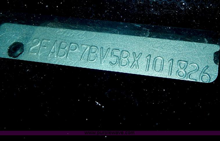 image for item H9739 2011 Ford Crown Victoria Police Interceptor