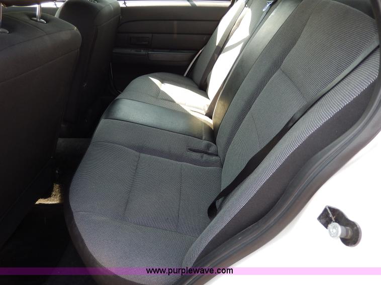 image for item H9740 2010 Ford Crown Victoria Police Interceptor