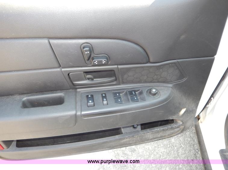 image for item H9740 2010 Ford Crown Victoria Police Interceptor