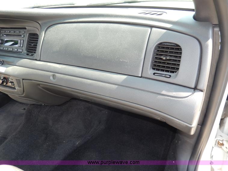 image for item H9740 2010 Ford Crown Victoria Police Interceptor