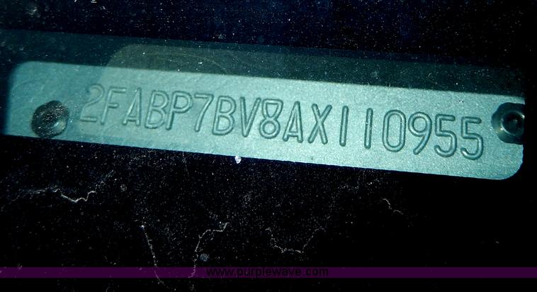 image for item H9740 2010 Ford Crown Victoria Police Interceptor