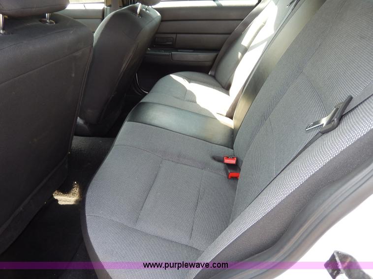 image for item H9741 2008 Ford Crown Victoria Police Interceptor