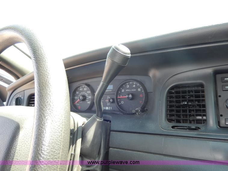 image for item H9741 2008 Ford Crown Victoria Police Interceptor