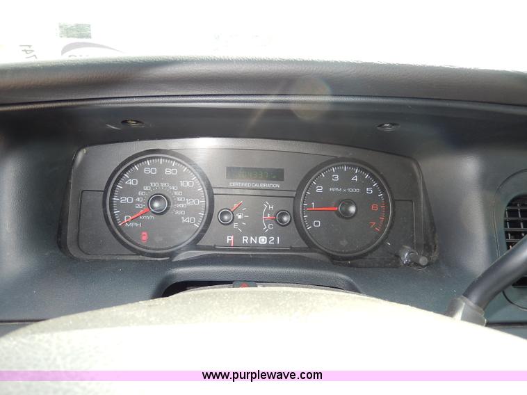 image for item H9741 2008 Ford Crown Victoria Police Interceptor