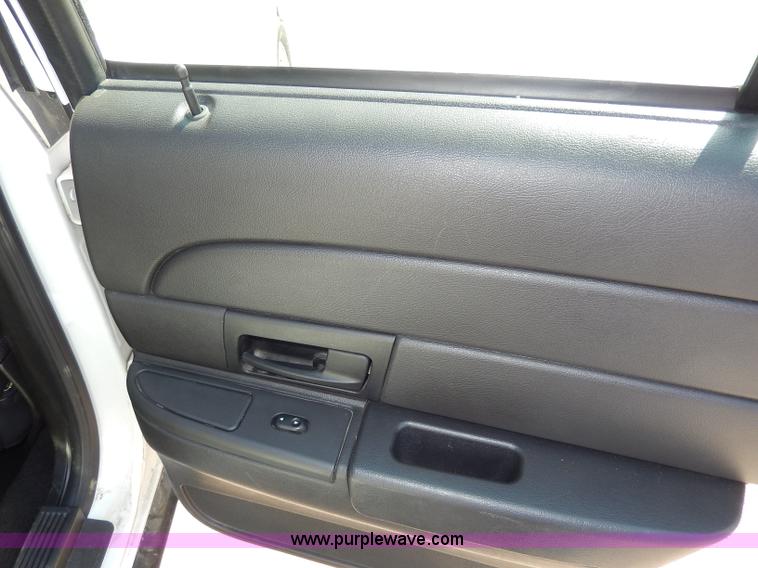 image for item H9741 2008 Ford Crown Victoria Police Interceptor