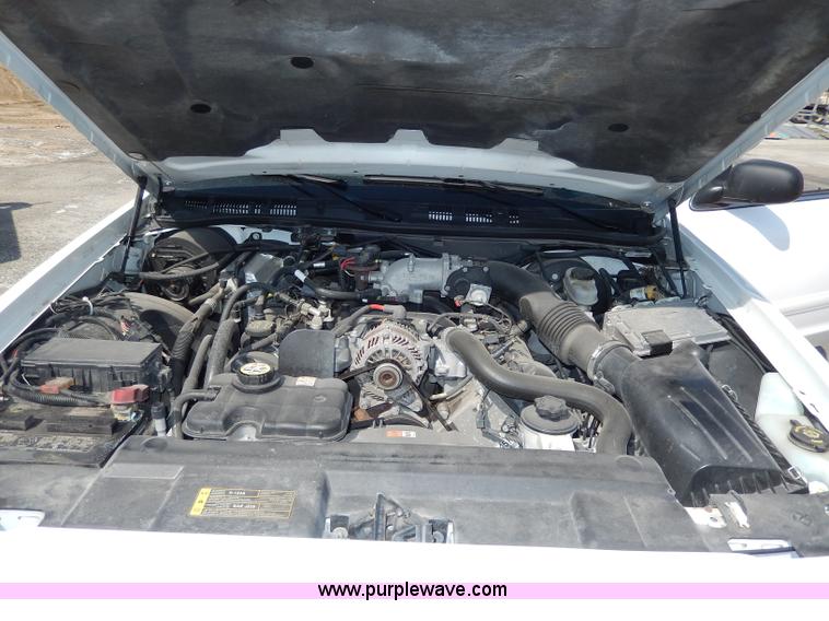 image for item H9742 2008 Ford Crown Victoria Police Interceptor
