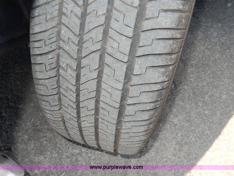 image for item H9742 2008 Ford Crown Victoria Police Interceptor