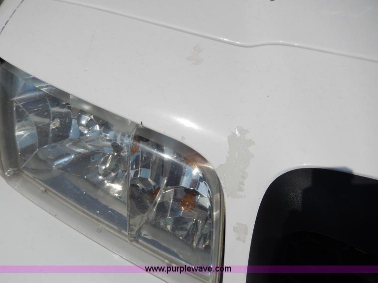 image for item H9742 2008 Ford Crown Victoria Police Interceptor