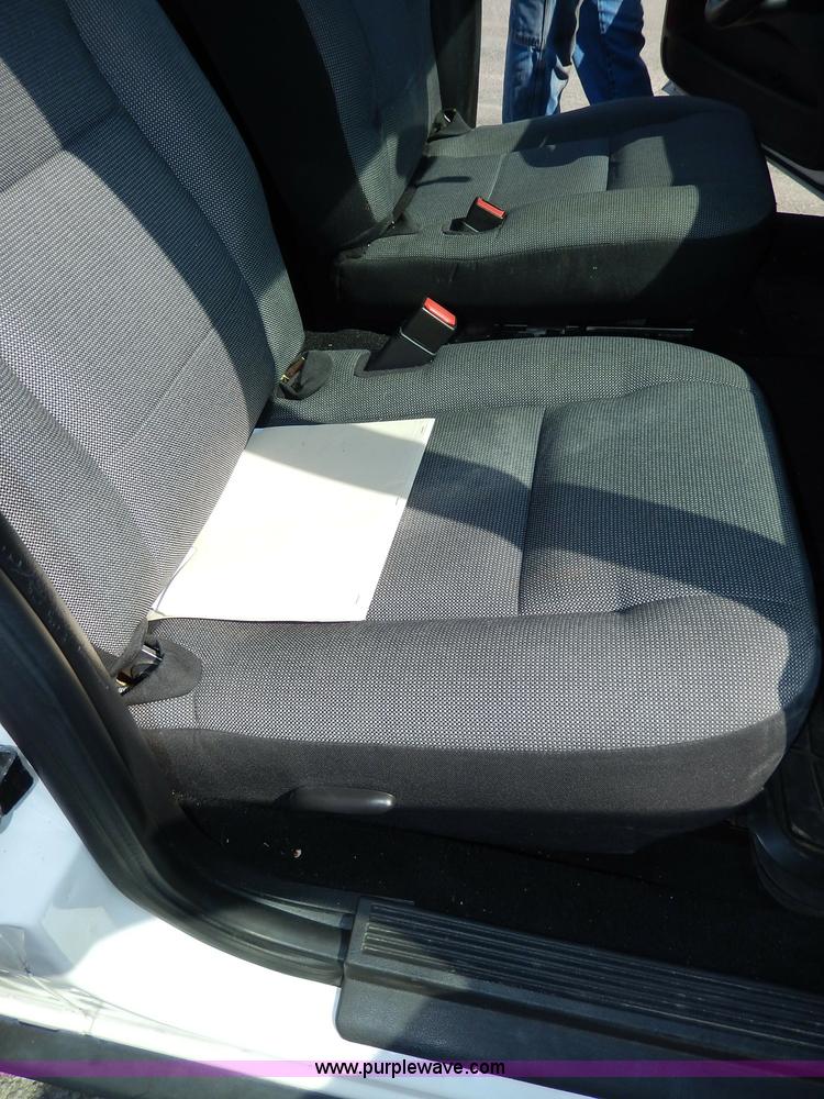 image for item H9742 2008 Ford Crown Victoria Police Interceptor