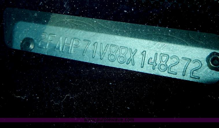 image for item H9742 2008 Ford Crown Victoria Police Interceptor