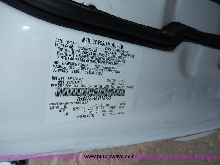 image for item H9743 2010 Ford Crown Victoria Police Interceptor