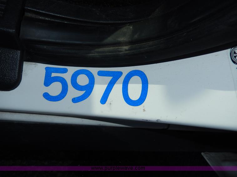 image for item H9744 2010 Ford Crown Victoria Police Interceptor