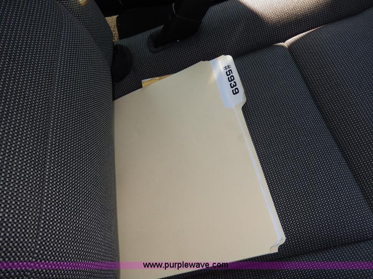 image for item H9745 2008 Ford Crown Victoria Police Interceptor