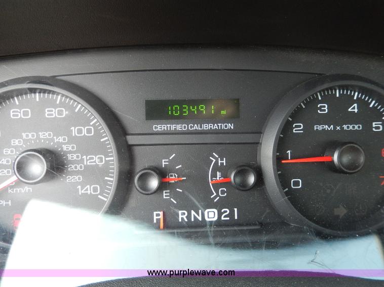 image for item H9746 2010 Ford Crown Victoria Police Interceptor