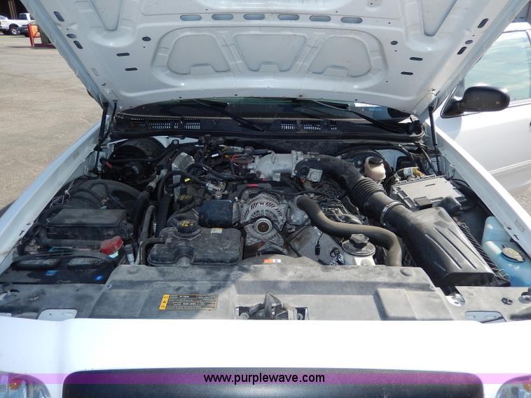 image for item H9746 2010 Ford Crown Victoria Police Interceptor