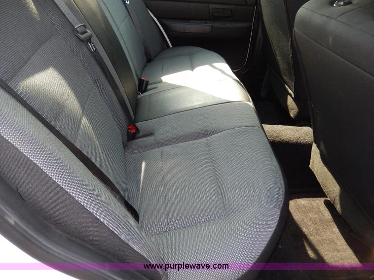 image for item H9746 2010 Ford Crown Victoria Police Interceptor