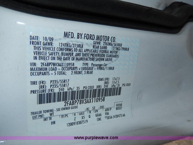 image for item H9746 2010 Ford Crown Victoria Police Interceptor