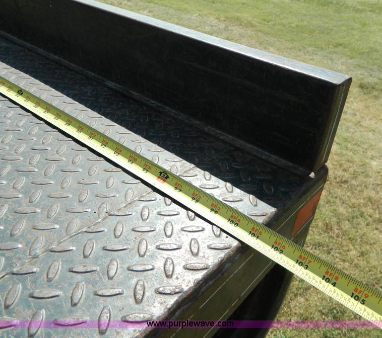 image for item D6034 1996 Ford F250 XL SuperCab flatbed truck