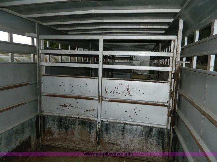 image for item D6063 1999 Travalong gooseneck livestock trailer