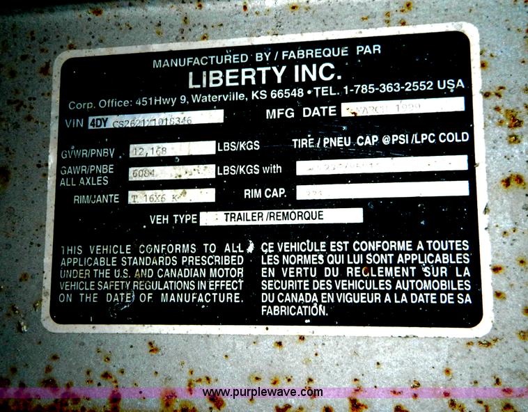 image for item D6063 1999 Travalong gooseneck livestock trailer