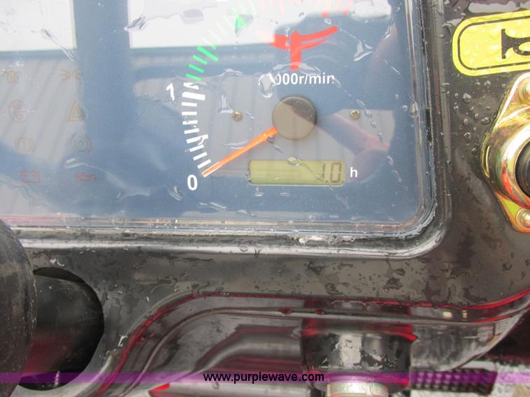 image for item E7375 2012 Changfa 3028 MFWD tractor