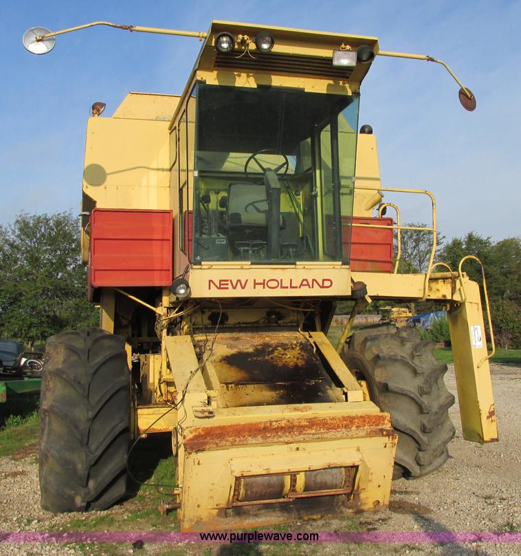 image for item F5297 1981 New Holland TR85 RWA combine with header