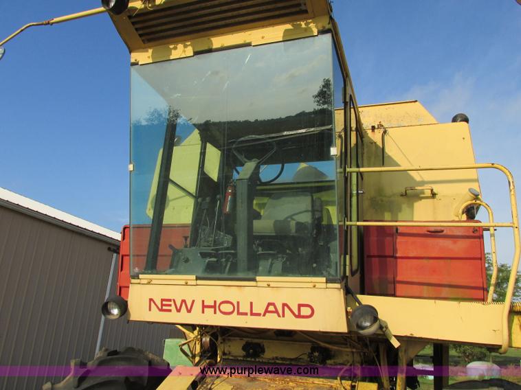 image for item F5297 1981 New Holland TR85 RWA combine with header