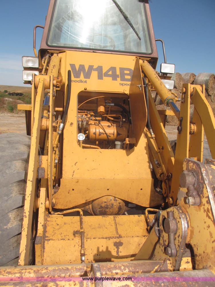 image for item F7127 1988 Case W14B wheel loader