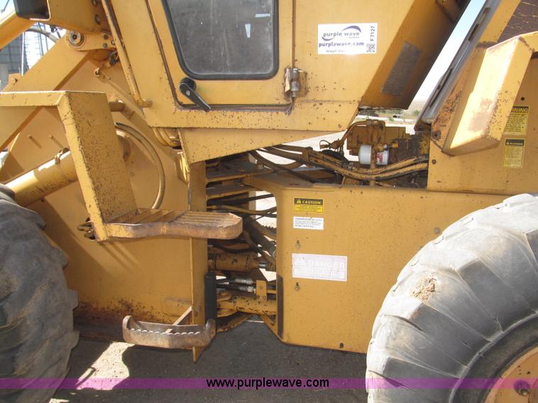 image for item F7127 1988 Case W14B wheel loader