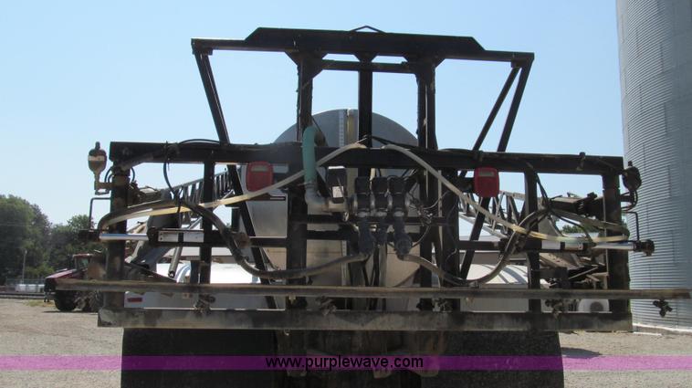 image for item G2103 1999 Sterling L8513 pre/post liquid fertilizer applicator sprayer