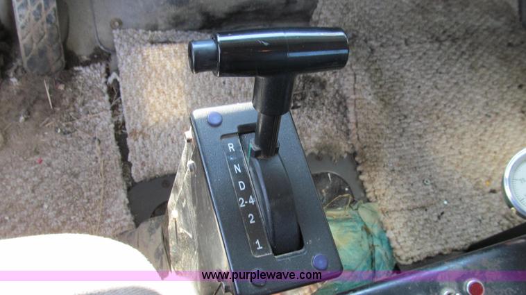 image for item G2103 1999 Sterling L8513 pre/post liquid fertilizer applicator sprayer