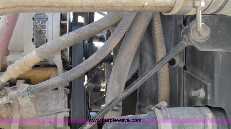 image for item G2103 1999 Sterling L8513 pre/post liquid fertilizer applicator sprayer