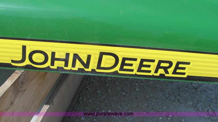 image for item G2104 John Deere 9530 hood, light cowl and front grill base