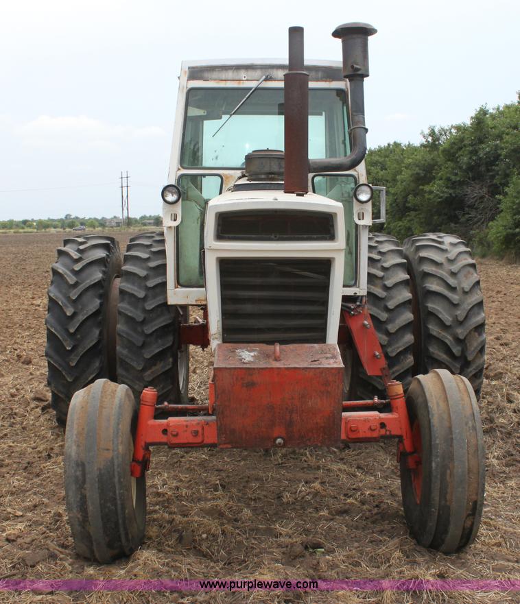 image for item G4139 Case 1175 tractor