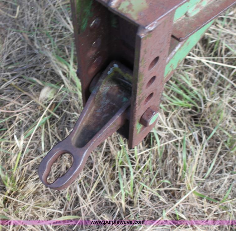 image for item G4151 John Deere 100 chisel