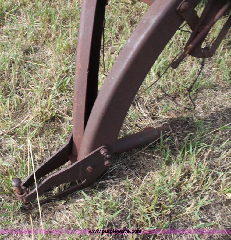 image for item G4153 New Holland 56 rake