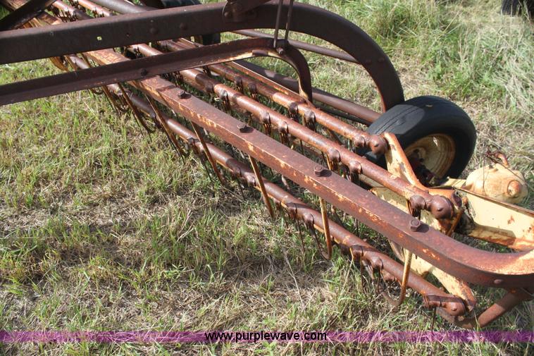 image for item G4153 New Holland 56 rake