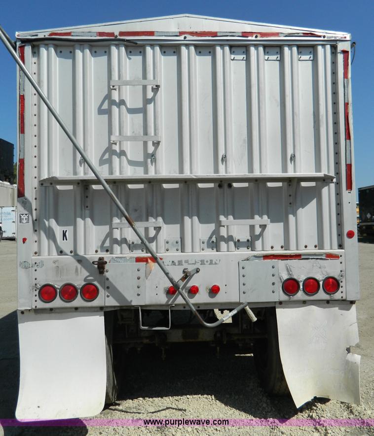 image for item G7996 1980 Wilson AGH-600 double hopper aluminum grain trailer