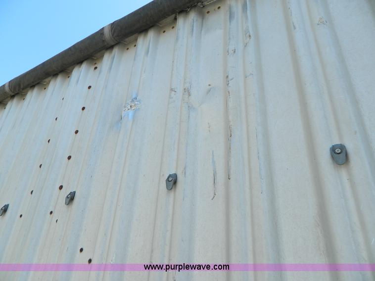 image for item G7996 1980 Wilson AGH-600 double hopper aluminum grain trailer