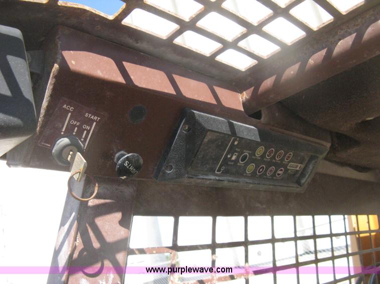 image for item H6409 1992 Case 1840 skid steer