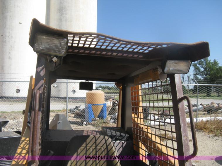 image for item H6409 1992 Case 1840 skid steer