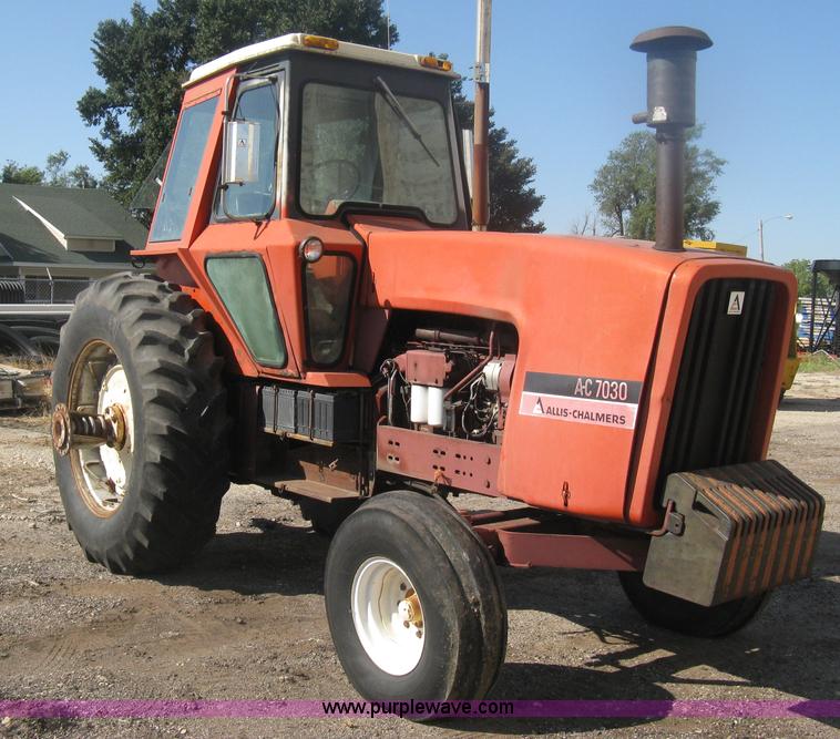 image for item H6411 Allis Chalmers 7030 tractor