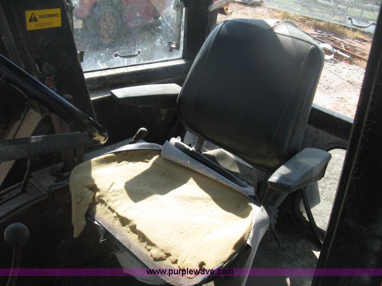 image for item H6411 Allis Chalmers 7030 tractor