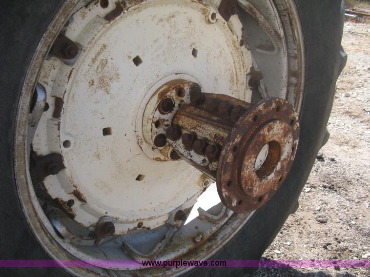 image for item H6411 Allis Chalmers 7030 tractor