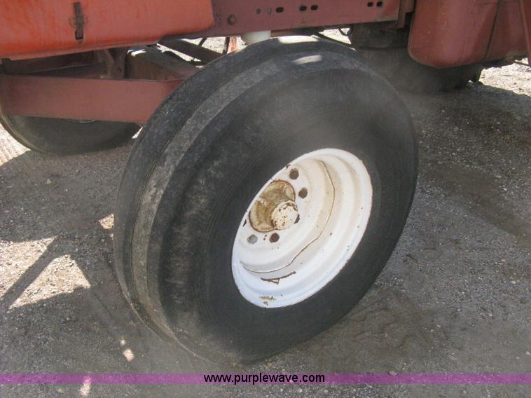 image for item H6411 Allis Chalmers 7030 tractor