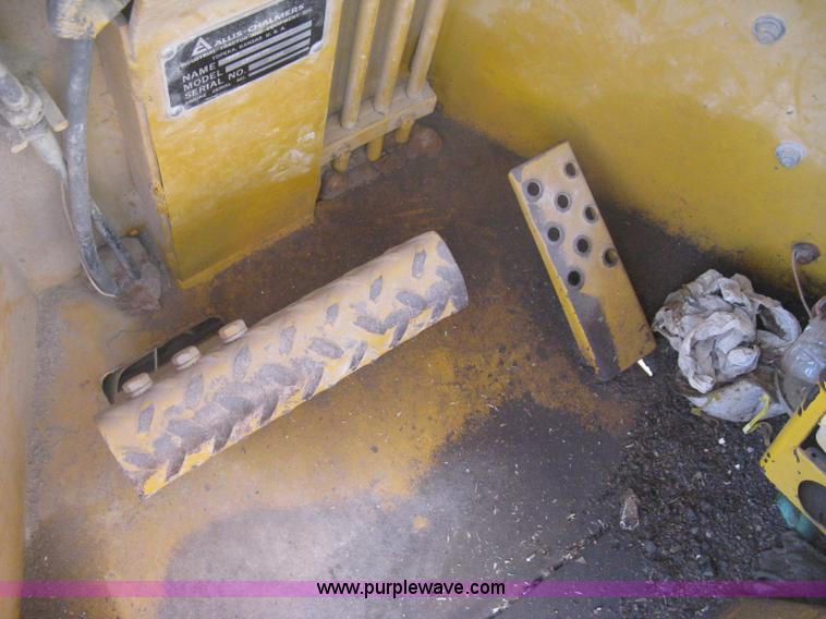 image for item H6412 1972 Allis Chalmers 840 wheel loader